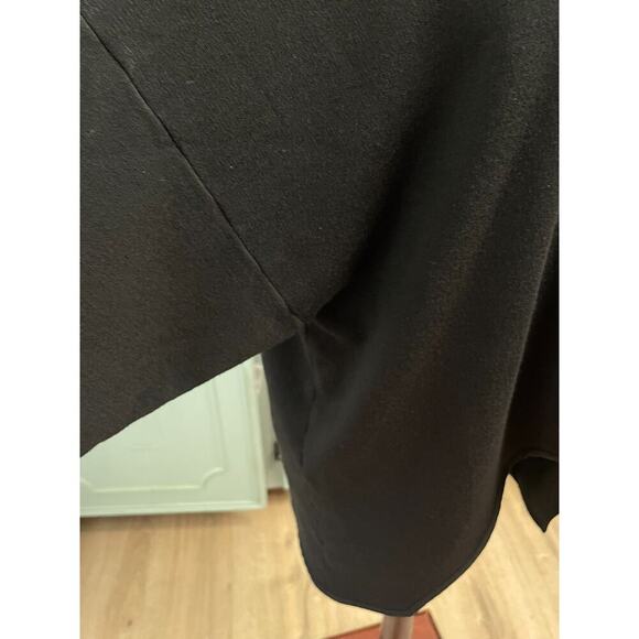 St John Wool Knit Asymmetrical Hem Black Blouse Medium Boatneck Minimalist - Picture 5 of 5